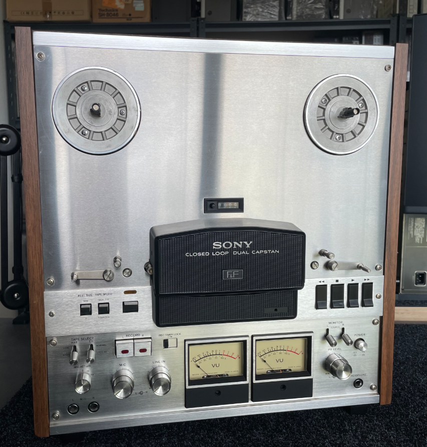 Opravený kotoučový magnetofon SONY TC-755